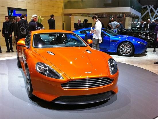 Aston Martin Virage V12 Coupe orange