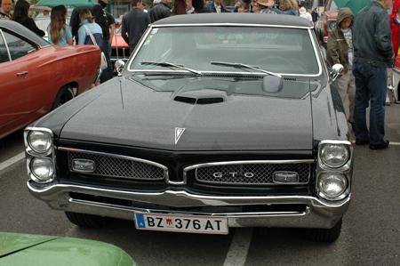 Pontiac GTO Coupe in black