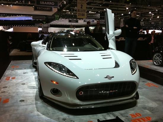 Spyker C8 Coupe in weiss 2011 am Autosalon Palexpo